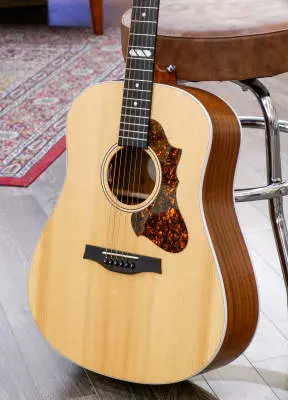 Godin Guitars - Metropolis Classic LR Baggs Element Acoustic/Electric Guitar